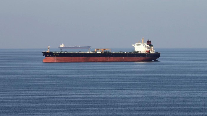 China Borong Minyak Iran Bukti Dua Negara Ini Bestie