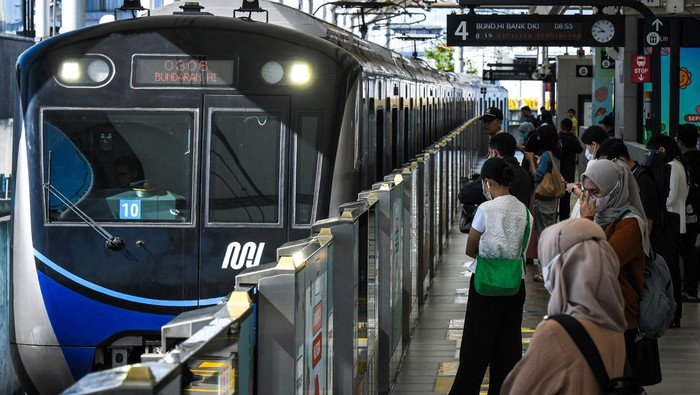 MRT Jakarta Mulai Operasi Penuh Lebak Bulus-Bundaran HI