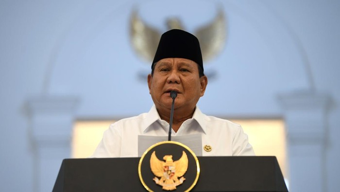 Sejauh Mana Pemerintahan Prabowo Berhasil Menambah Lapangan Kerja?